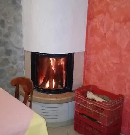 Affittacamere Battistoli * Costermano